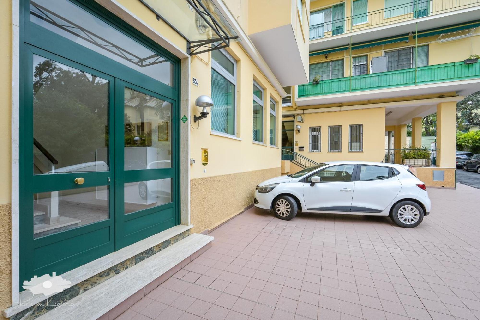 Finestra Sul Mare Apartment Genua
